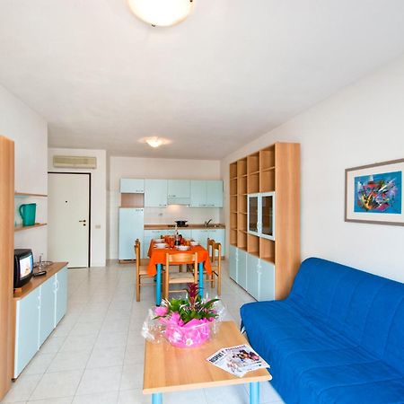 Residence Cristoforo Colombo Caorle Eksteriør billede