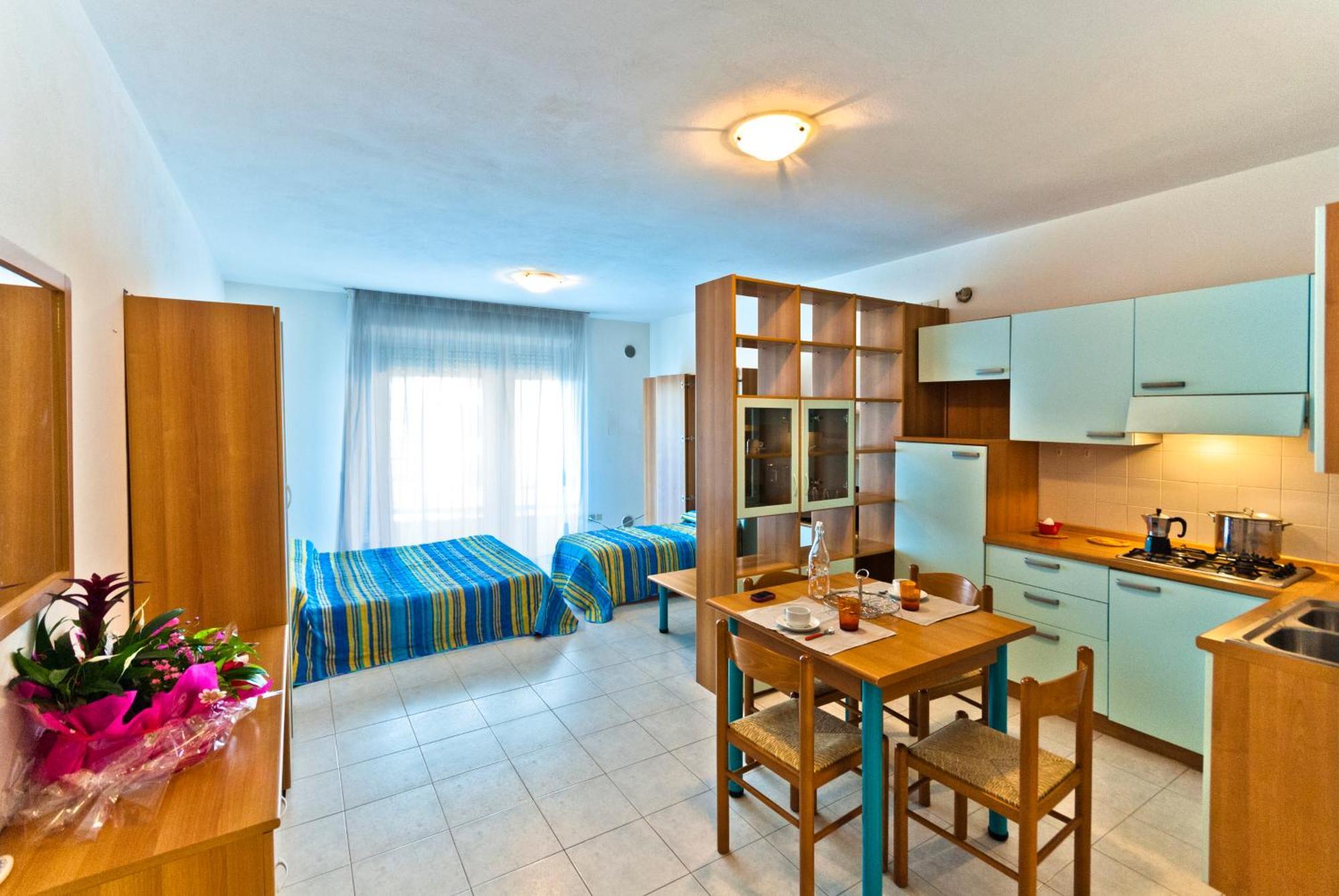 Residence Cristoforo Colombo Caorle Eksteriør billede
